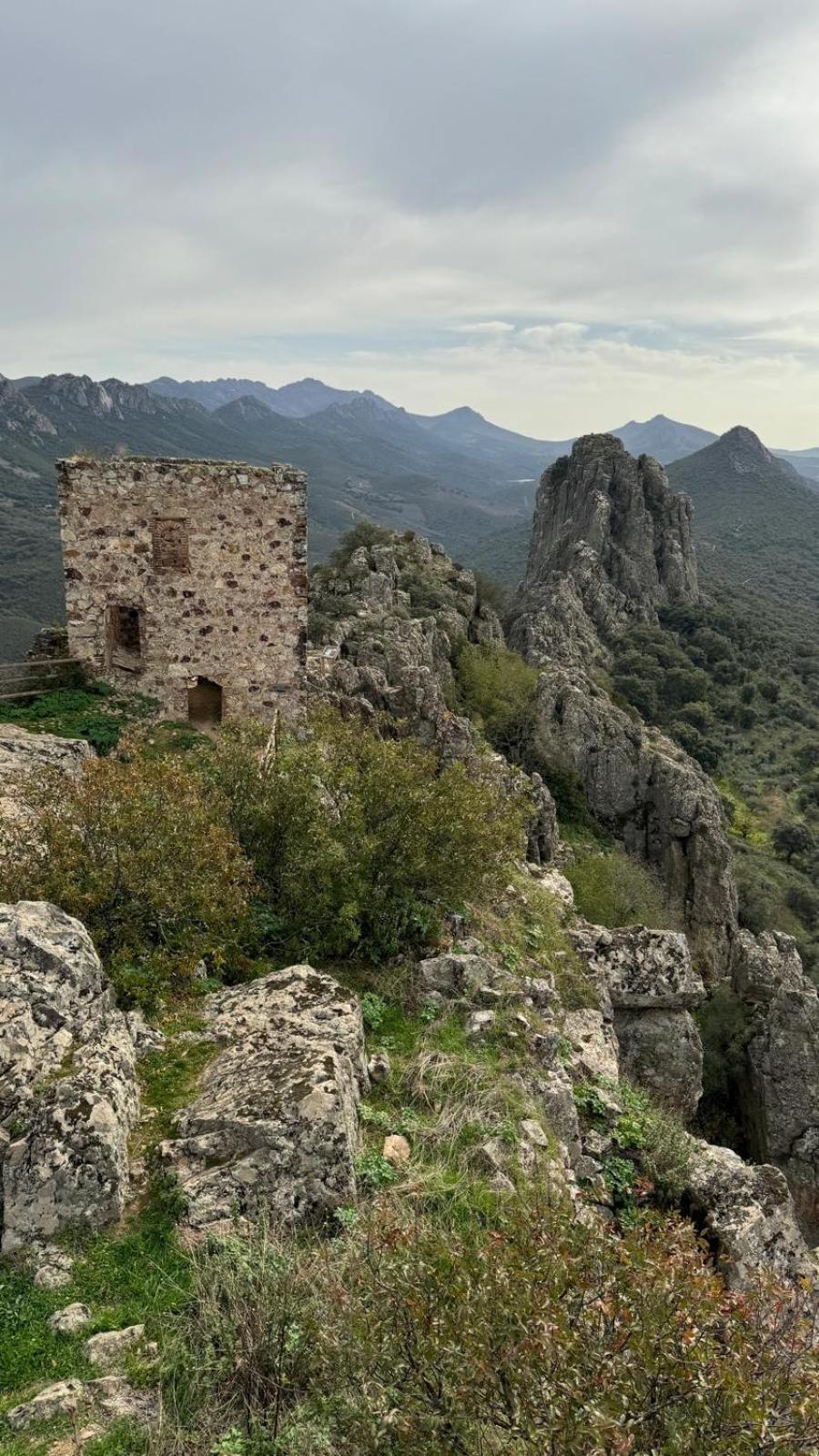 Gasthaus Alma De Villuercas Cabañas del Castillo Exterior foto